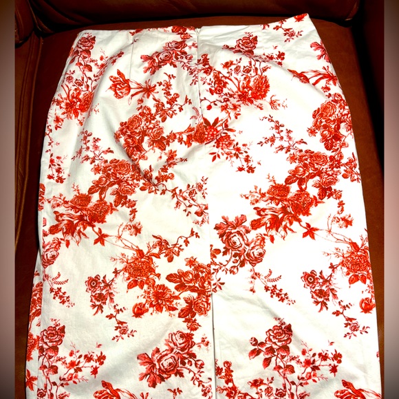ANTONIO MELANI Dresses & Skirts - Antonio Melani Pencil Skirt Sz 10